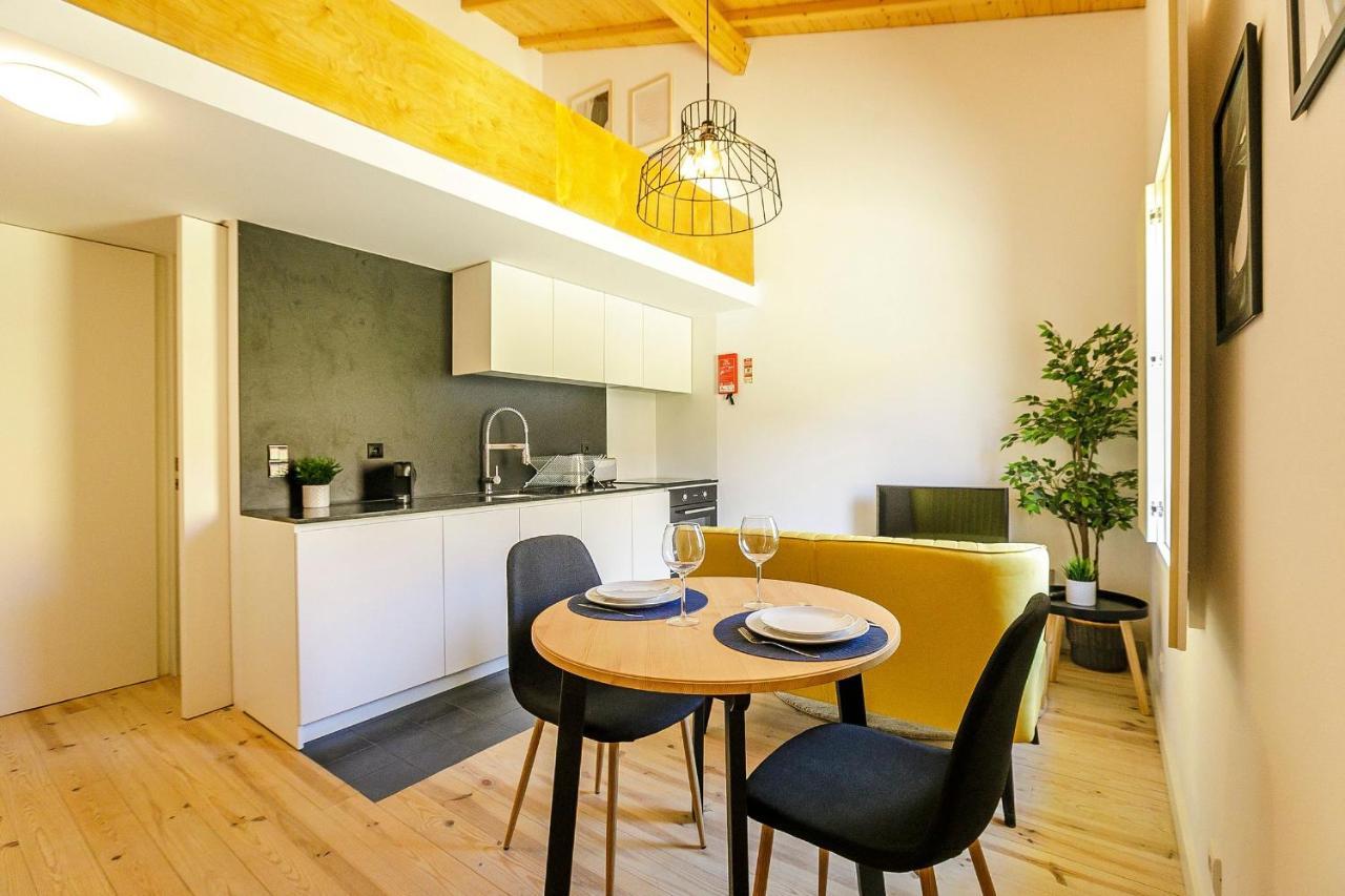 Lovelystay - Vila Burgaes ポルト エクステリア 写真