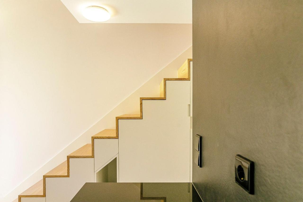 Lovelystay - Vila Burgaes ポルト エクステリア 写真